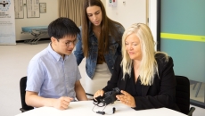 A brain game utilising an EEG headset retrains the brain to treat chronic pain